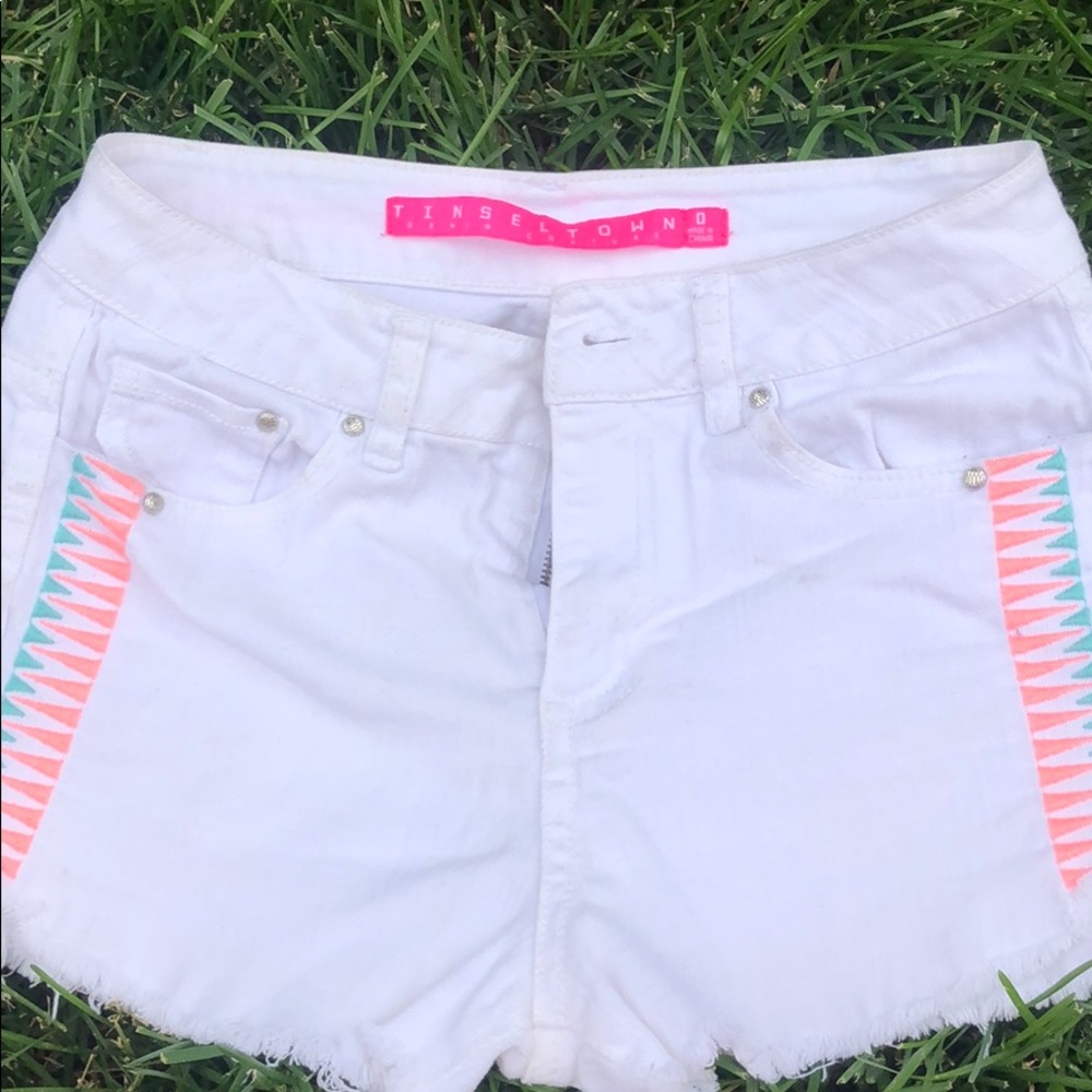 White high waisted shorts